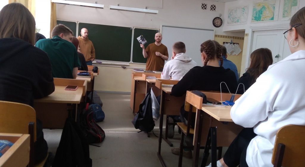 8hOJSYUMxR8.jpg 8hOJSYUMxR8.jpg