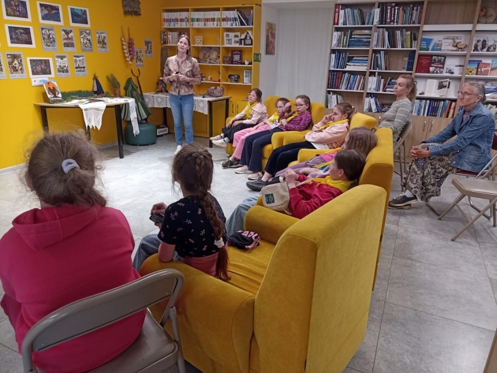 zQz--QjFhYo.jpg zQz--QjFhYo.jpg