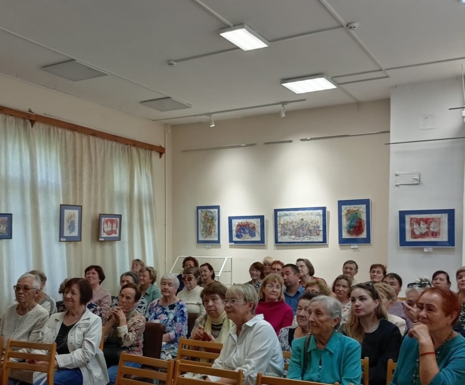 Polina_1_1.jpg Polina_1_1.jpg