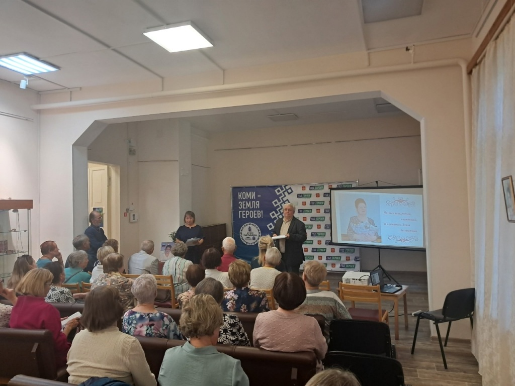 Polina_2.jpg Polina_2.jpg