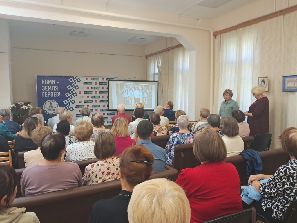 Polina_3.jpg Polina_3.jpg