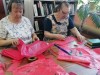 Красные гвоздики